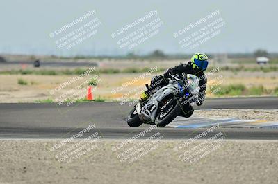 media/Apr-18-2025-TrackDaz (Fri) [[45f5874c44]]/C Group/Session 1 (Turn 7)/